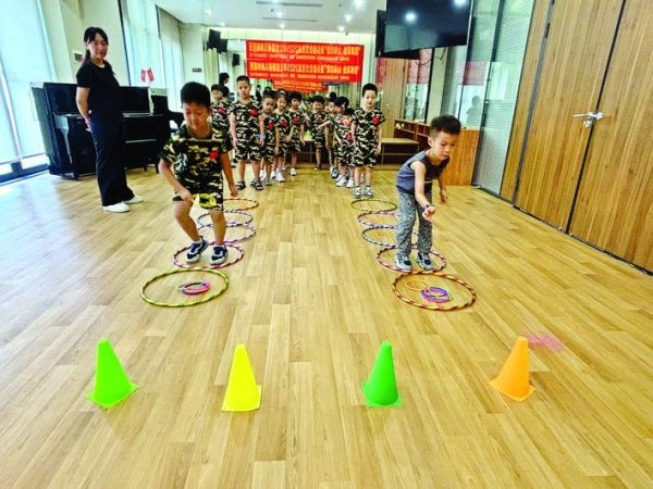 网上股票配资开户 “神兽”出笼？公益课堂接招